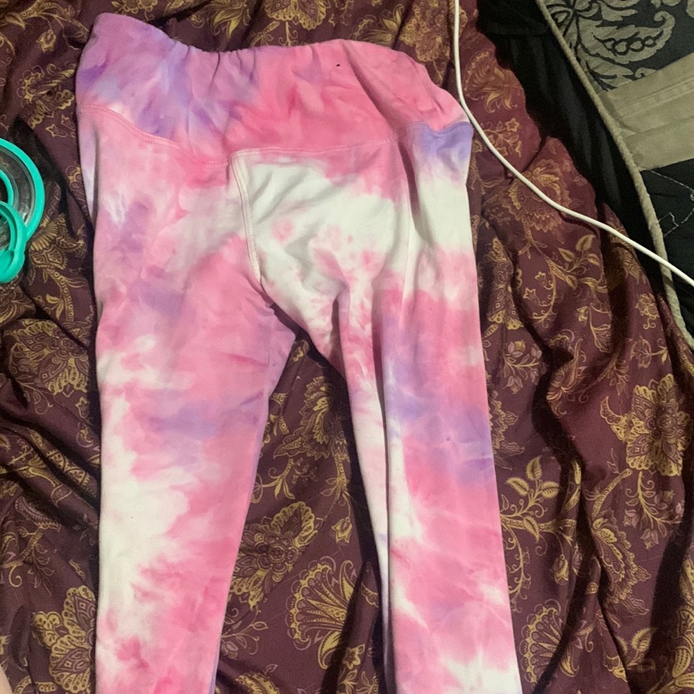 Size small leggings